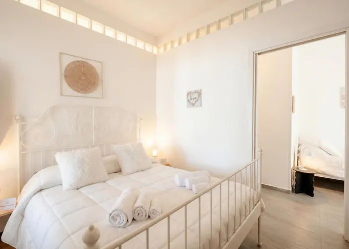 Carmenleo-central With Patio Apart-hotel Polignano a Mare